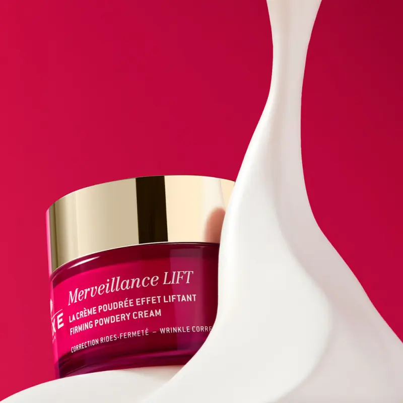 Merveillance Lift Nappali Púderes Krém (50 ml)
