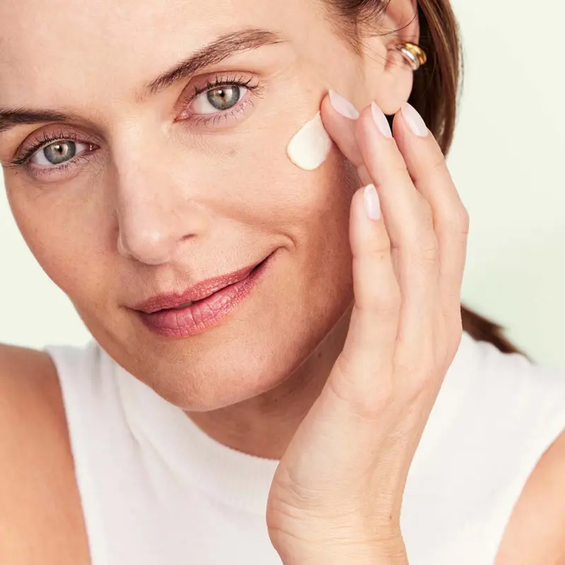 Nuxuriance Ultra Gazdag teljeskörű ránctalanító nappali krém 50 ml